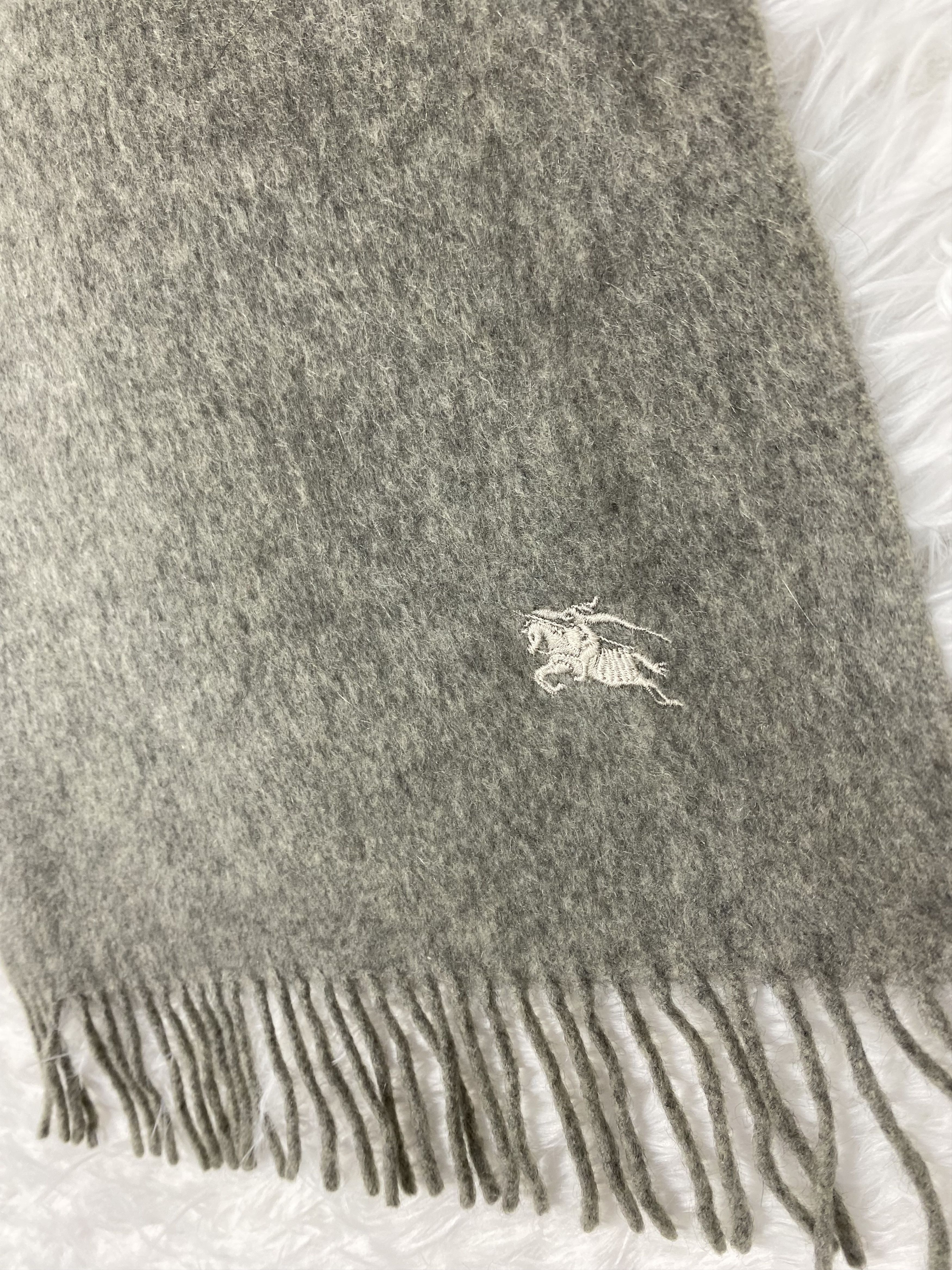 Burberry Vintage Burberry Scarf / Muffler Neckwear PM0020 Size ONE SIZE - 4 Thumbnail