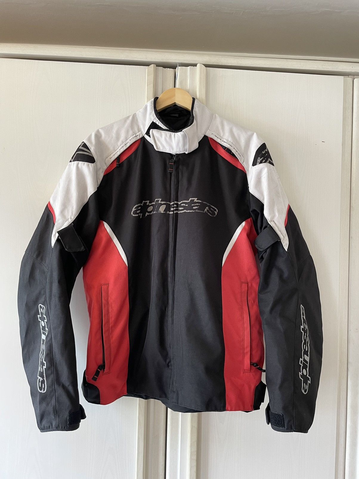 Alpinestars Alpinestars Light Motocycle Jacket (XL) Size US XL / EU 56 / 4 - 1 Thumbnail