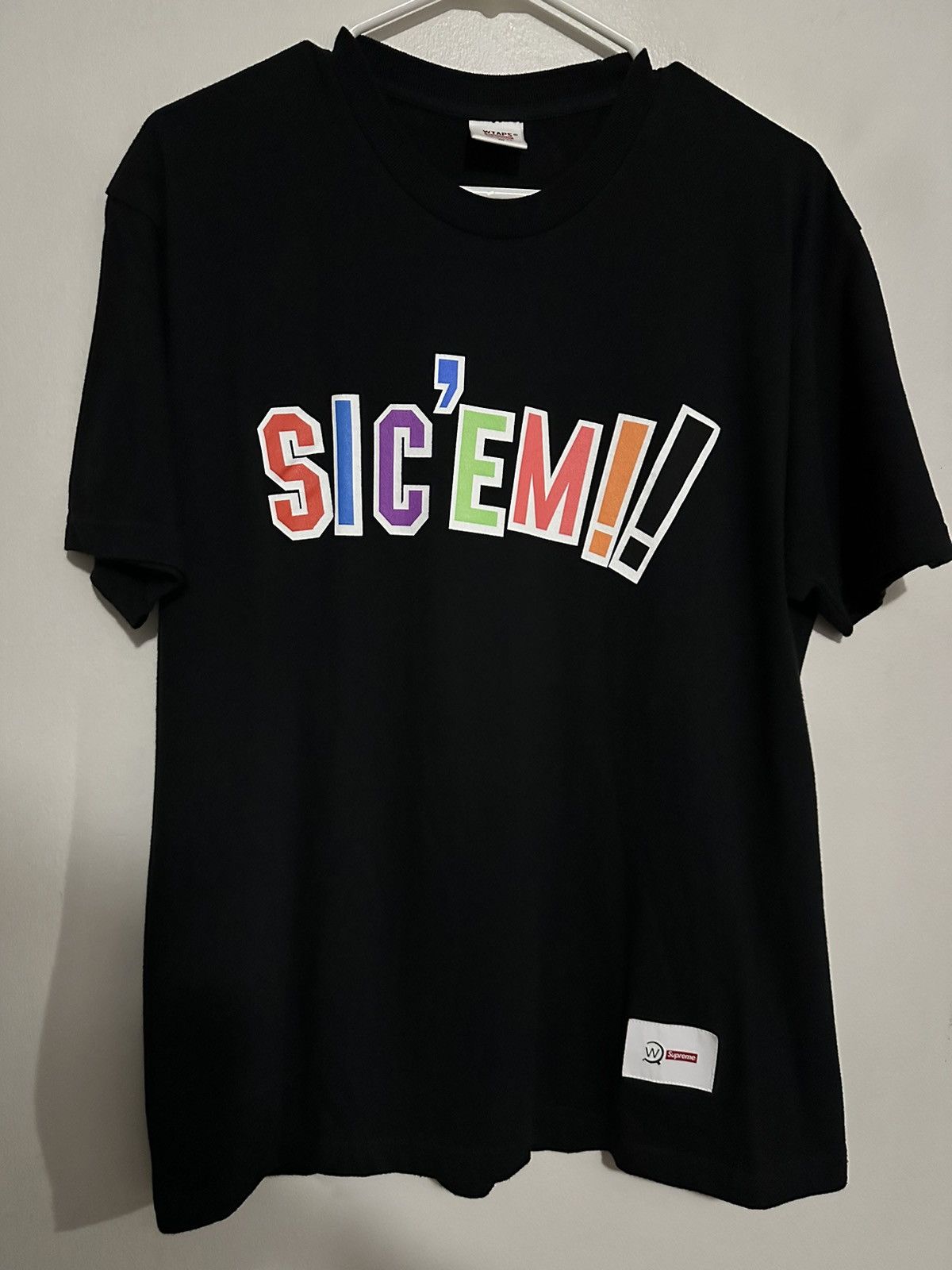 Supreme × Wtaps Supreme WTAPS Sic’Em! Tee Size US M / EU 48-50 / 2 - 1 Thumbnail