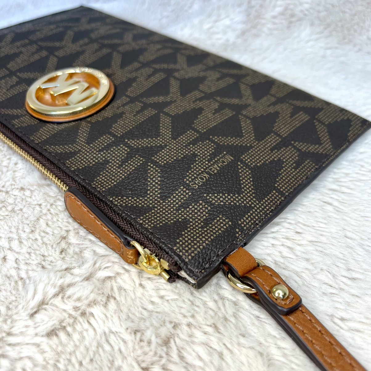 Michael Kors NWT Michael Kors Fulton Monogram Clutch Wristlet Size ONE SIZE - 10 Thumbnail