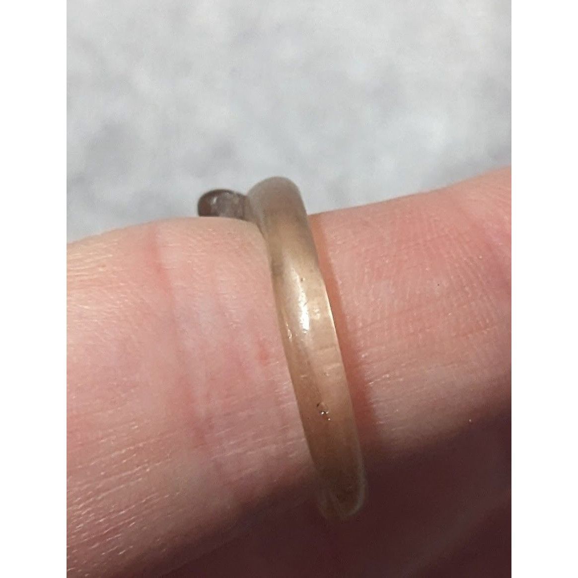 Other Translucent Tan Knotted Fashion Ring Size 6 1/2 Size ONE SIZE - 14 Thumbnail
