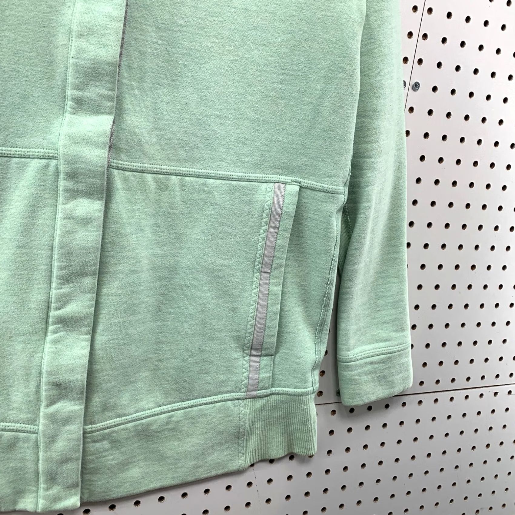 Lululemon Lululemon Yin To My Yang Cardi Fleece Snap Front Jacket Heathered Green Size 8 Women Athletic Zip Jacket Size M / US 6-8 / IT 42-44 - 4 Thumbnail