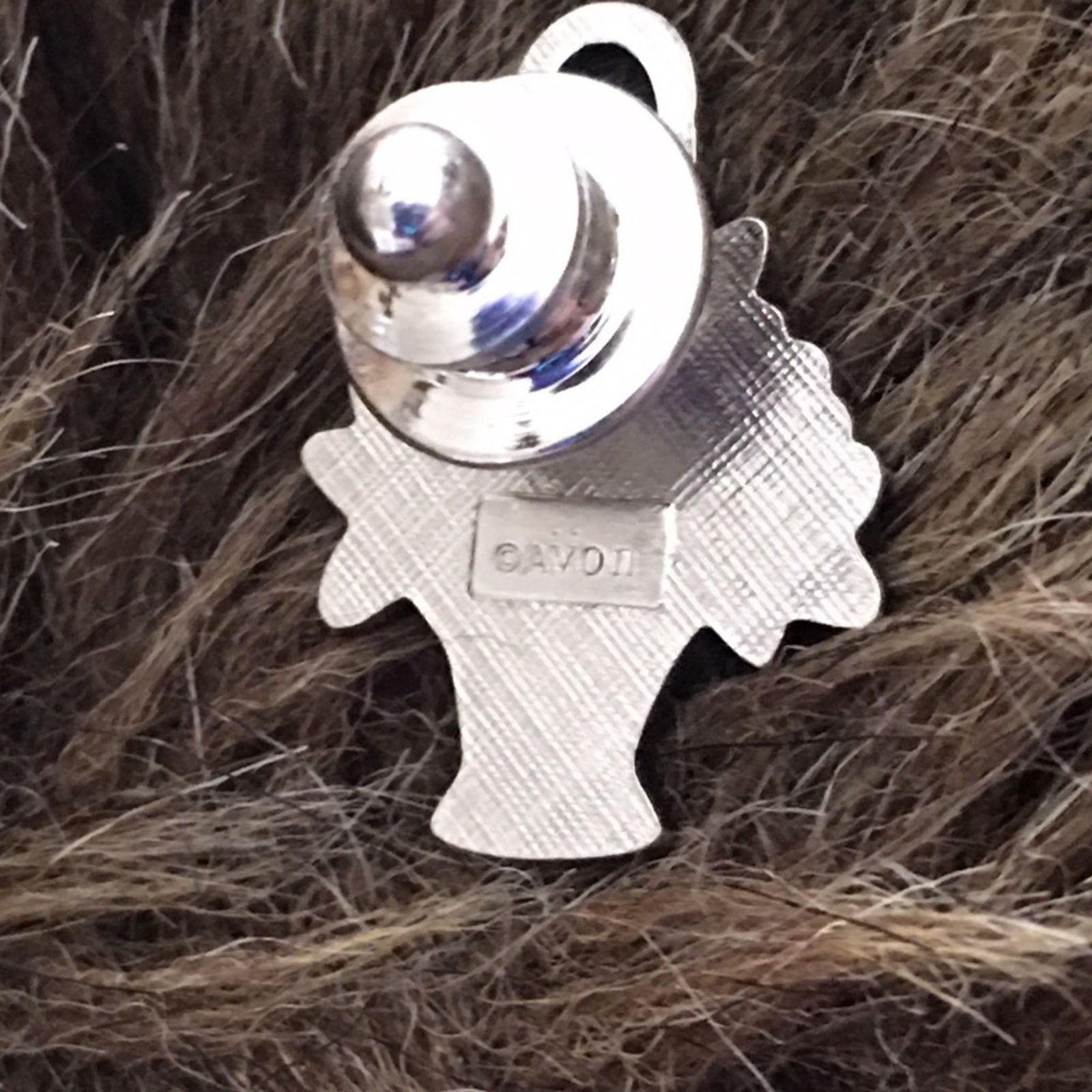 Vintage Vintage Avon 1982 marcasite basket pin brooch Size ONE SIZE - 5 Thumbnail