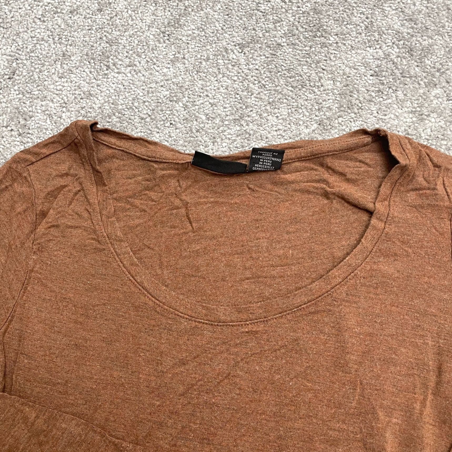 Vintage Tahari Blouse Womens XS Brown Long Sleeve Round Neck Knit Tunic Top Casual Stretch Logo Metal? (Note: unsure) Size XS / US 0-2 / IT 36-38 - 3 Thumbnail