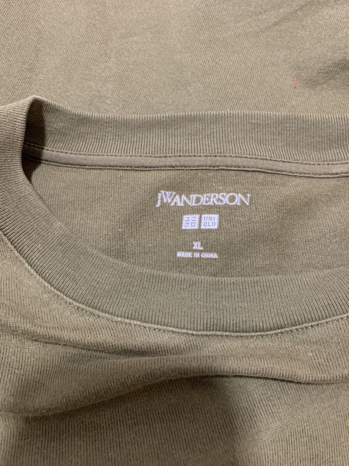 JW Anderson × Uniqlo Uniclo Jw Anderson Army Green Stitched Pocket T Shirt XL Size US XL / EU 56 / 4 - 8 Thumbnail