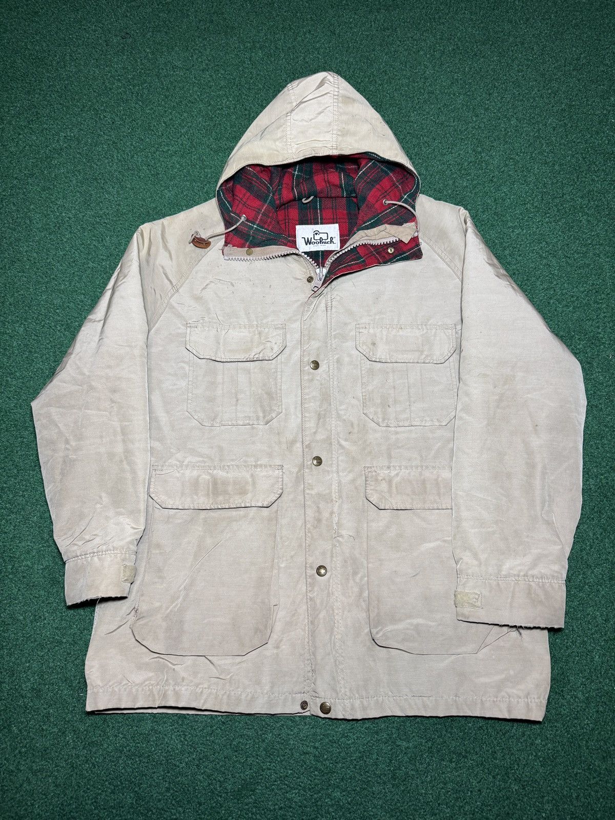 Woolrich Woolen Mills Vintage 80s 90s Woolrich Jacket Beige Plaid L USA Coat Size L / US 10 / IT 46 - 1 Thumbnail