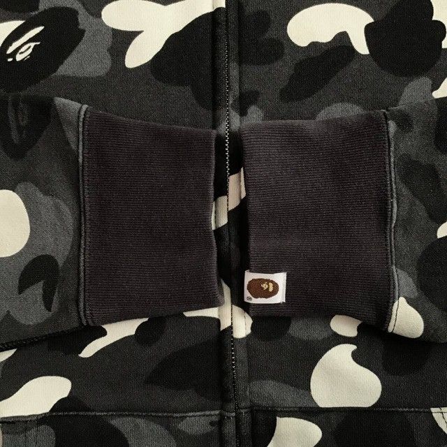 Bape 💫Glow in the dark💫 BAPE city camo shark full zip hoodie APE Size US L / EU 52-54 / 3 - 7 Thumbnail