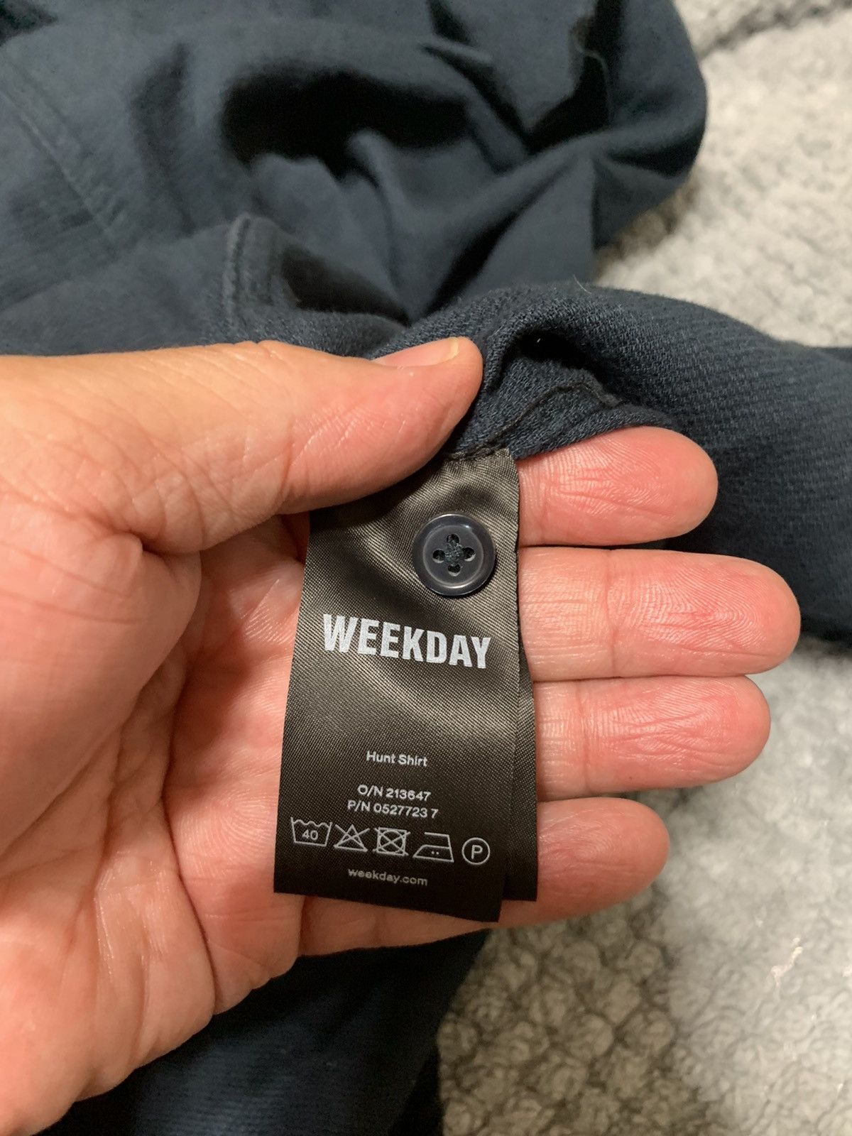 Weekday Hunt Shirt Banded collar Size US M / EU 48-50 / 2 - 7 Thumbnail