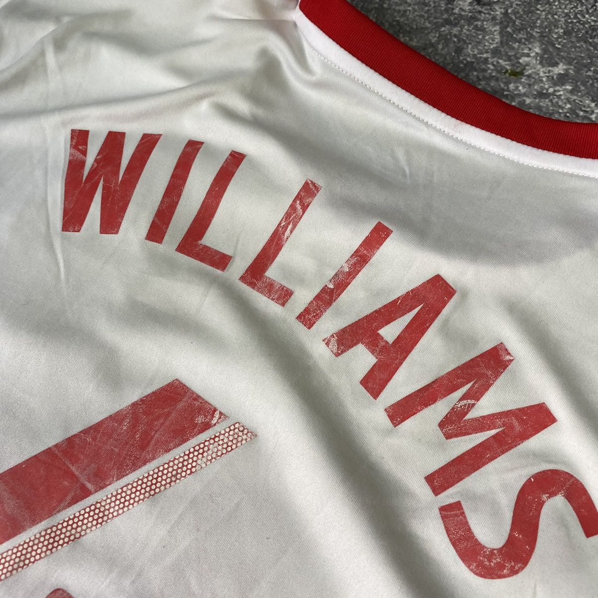 Vintage Men’s Adidas FC Red Bull Leipzig Williams soccer jersey Size US L / EU 52-54 / 3 - 17 Thumbnail
