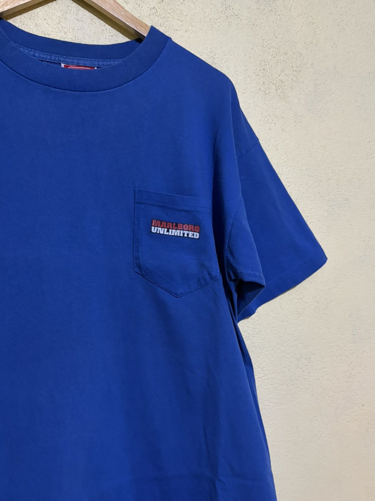 Other Marlboro Size US L / EU 52-54 / 3 - 2 Thumbnail