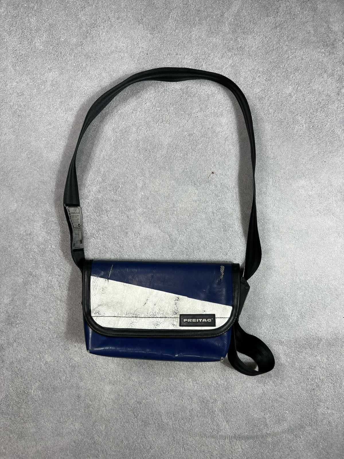 Freitag 💙🤍Freitag Recycled Blue Crossbody Bag Minimal Urban Style Size ONE SIZE - 2 Thumbnail