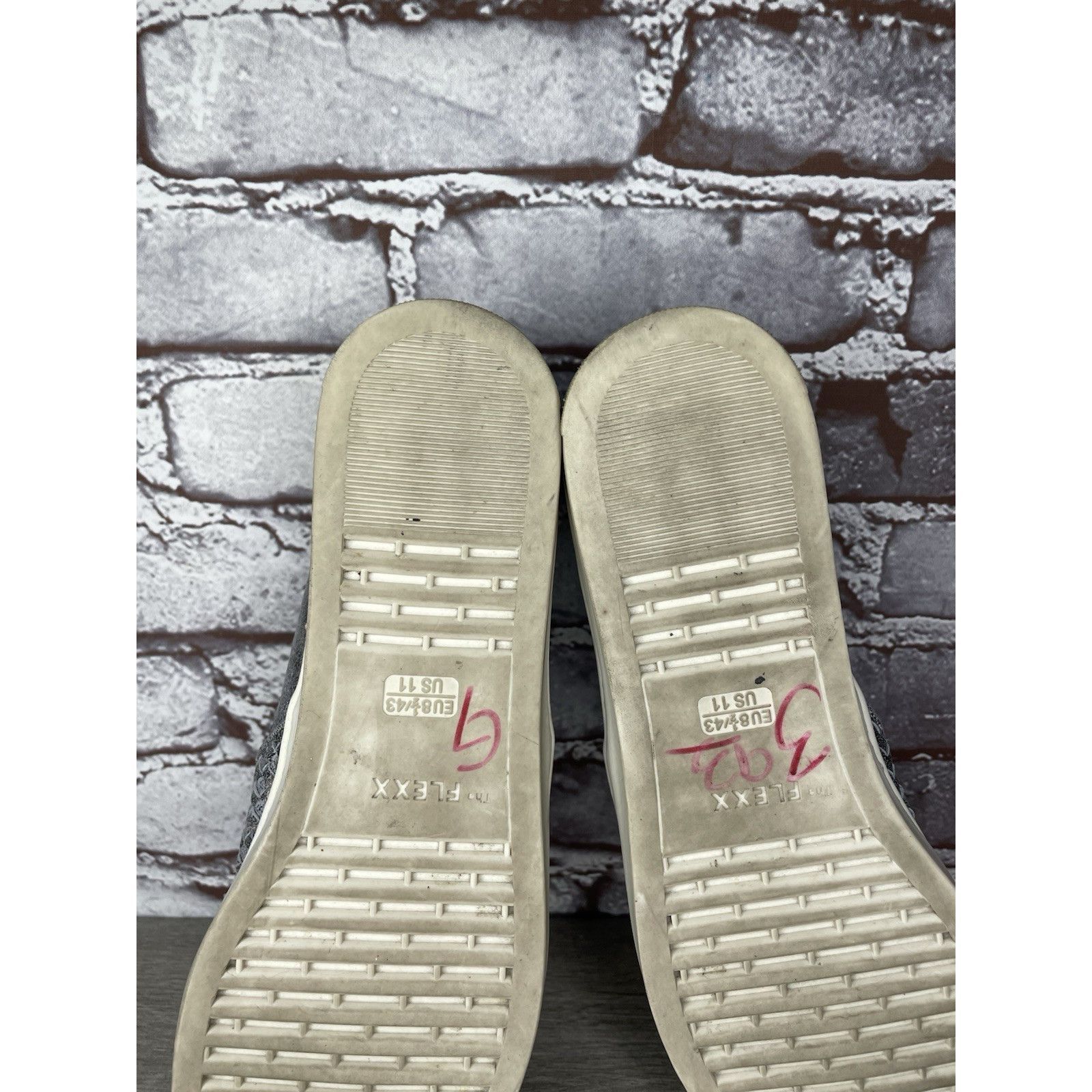 A-Flex The Flexx Silver Leather Shimmer Weaves Woven Sneakers Women Size US 11 / IT 41 - 21 Thumbnail