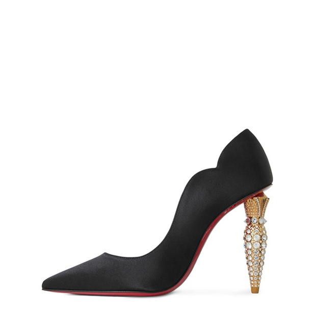 Christian Louboutin Lipstrass Crêpe Crystal-Embellished Pumps Size US 6 / IT 36 - 3 Thumbnail