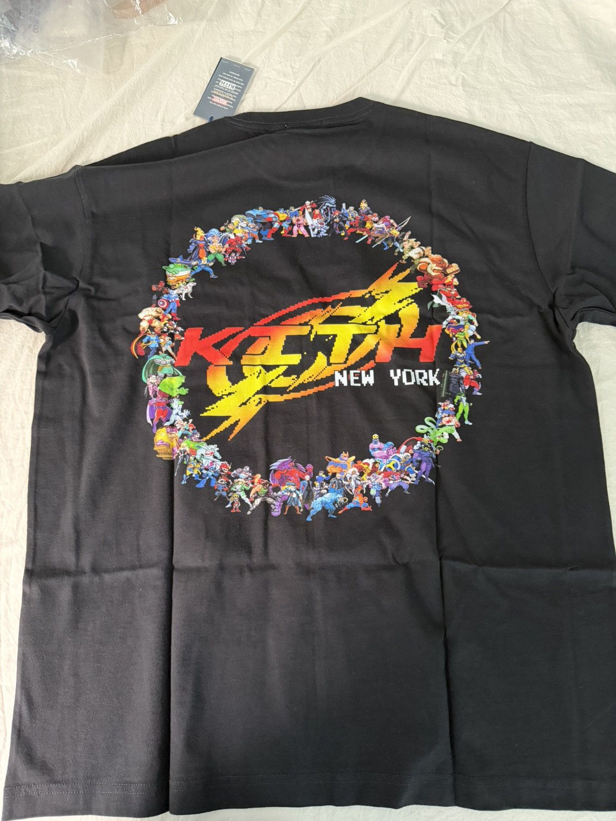 Kith KITH X Capcom MVC Street Fighter WORLD VINTAGE POCKET TEE Size US L / EU 52-54 / 3 - 1 Thumbnail