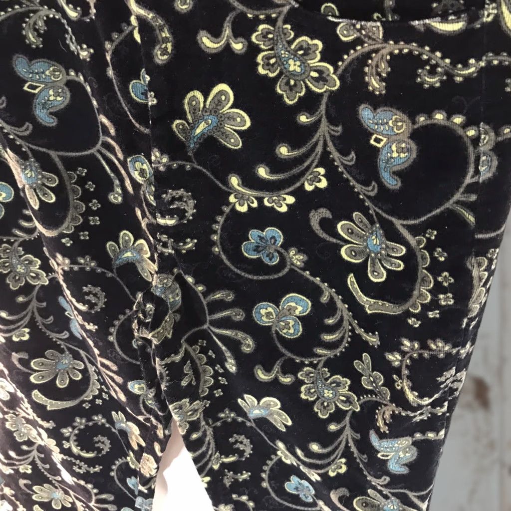 Velvet VINTAGE Windridge Cheryl Nash Black Paisley Velvet Wide-Leg Pants Womens Size 10 Size 32" / US 10 / IT 46 - 1 Thumbnail