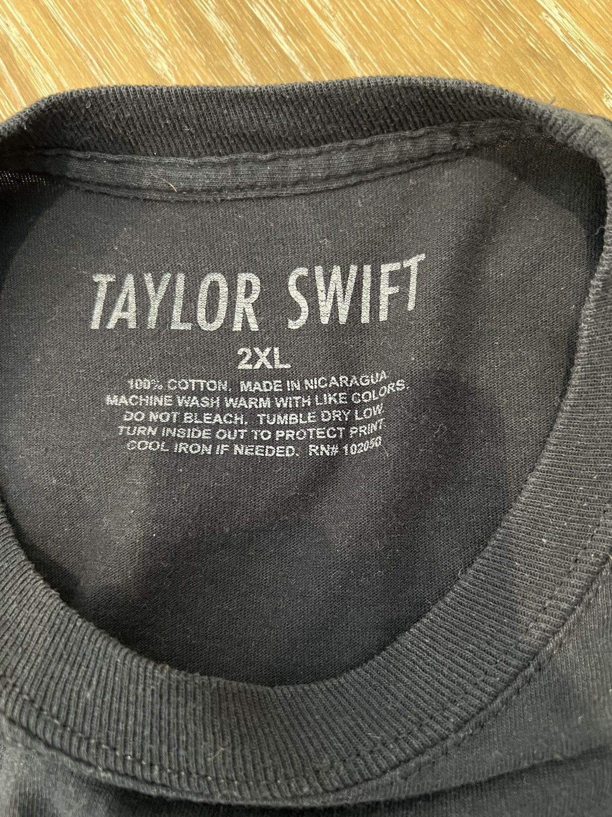 Vintage Taylor Swift Red Taylor’s Version Long Sleeve Size US XXL / EU 58 / 5 - 3 Thumbnail