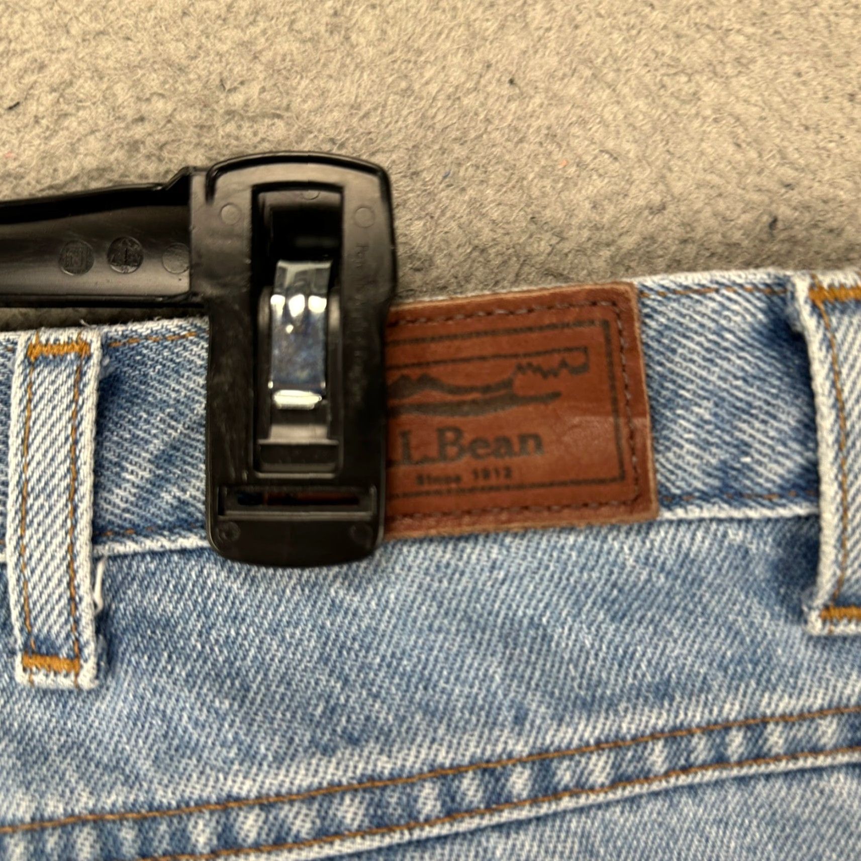 Vintage VINTAGE L.L. Bean Mens Jeans Straight Leg 40X29 Blue Classic Fit 5 Pocket Denim Pants Size US 40 / EU 56 - 4 Thumbnail