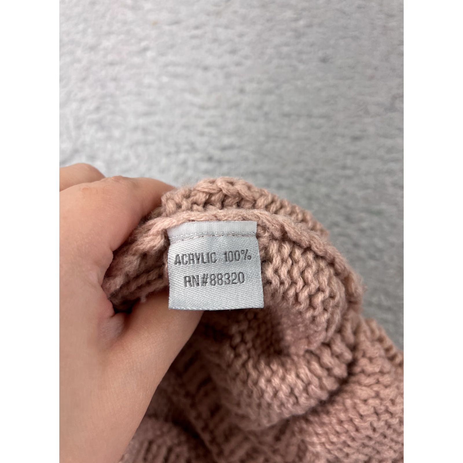 Vintage C.C Exclusives Beanie Womens One Size Pink Acrylic Knit Logo Winter Ski Womens Size ONE SIZE - 6 Thumbnail
