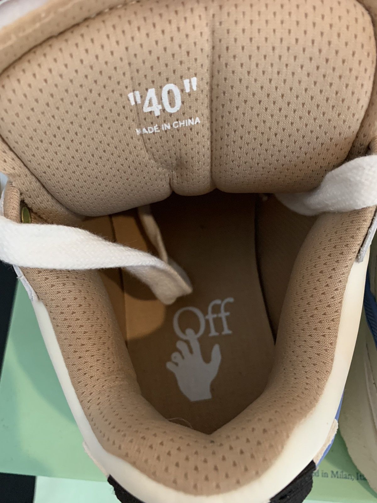 Off-White Off-White MidTop Sponge SNKRS Pristine Size US 7 / EU 40 - 19 Thumbnail