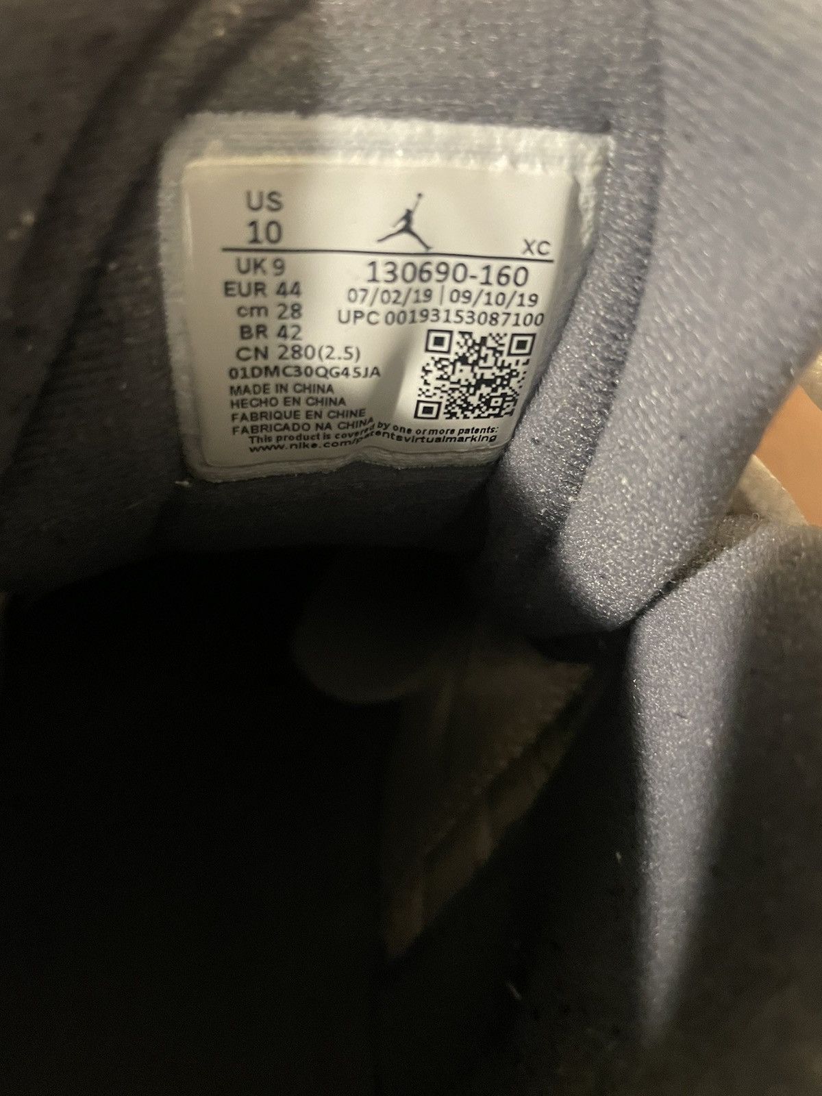 Jordan Brand × Nike White/Grey Jordan 12’s Size US 10 / EU 43 - 6 Thumbnail
