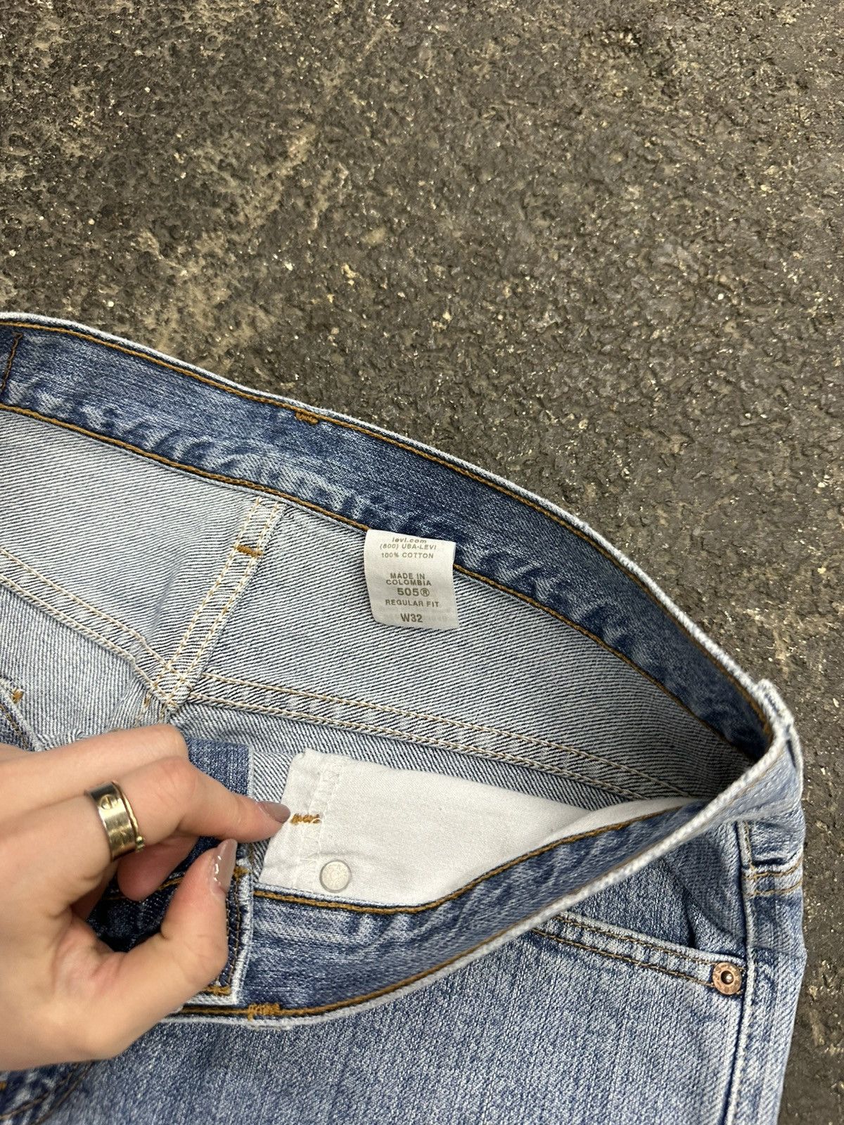 Levi's × Vintage Y2K levis 505 jorts Size US 32 / EU 48 - 2 Thumbnail