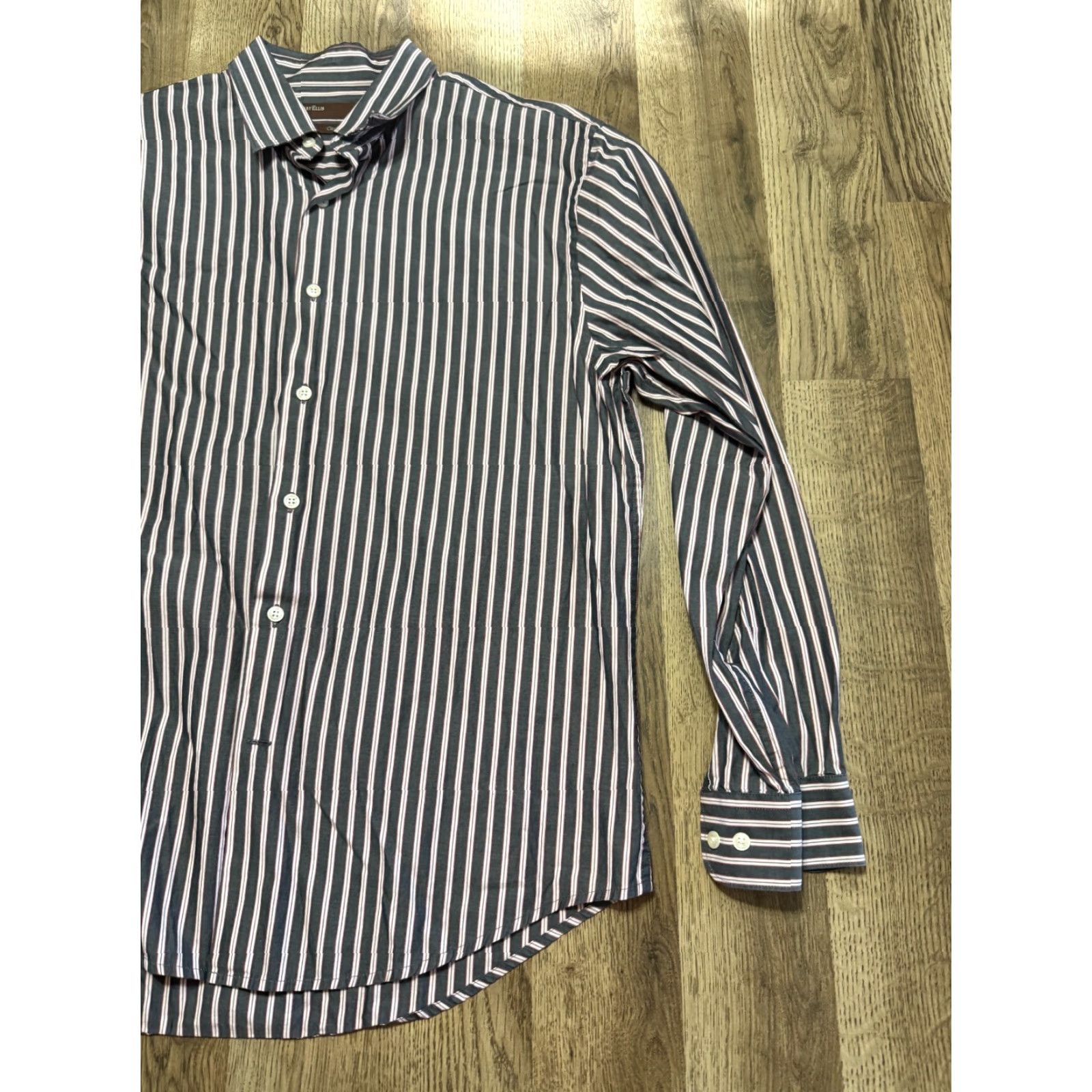 Perry Ellis Perry Ellis Shirt Men's Large Grey White Red Stripe Button Up Shirt City Fit Size US L / EU 52-54 / 3 - 4 Thumbnail