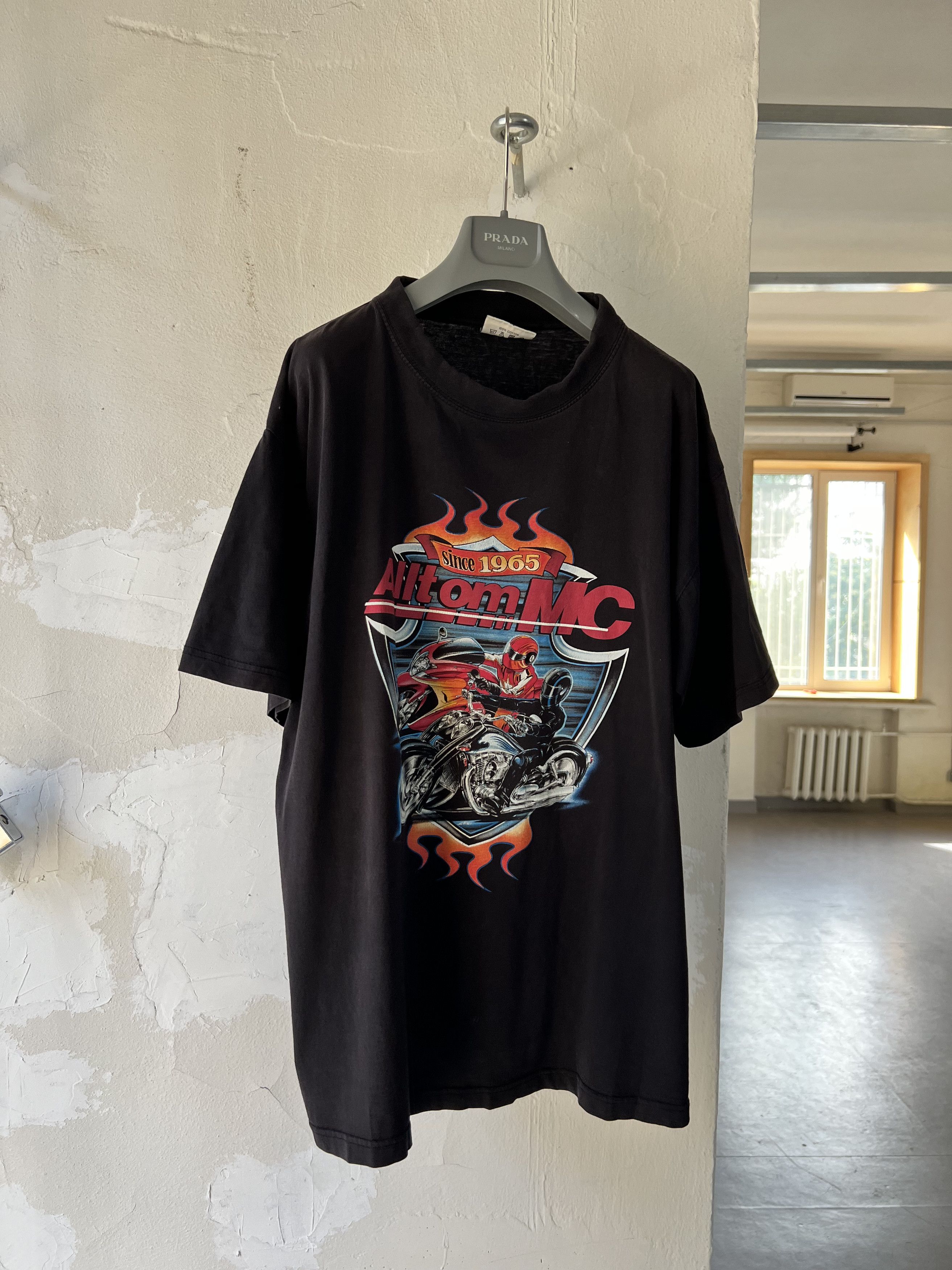 Alltimers Alltom MC Vintage Graphic 3d 1980s Motorcycle Tee Size US XL / EU 56 / 4 - 1 Thumbnail