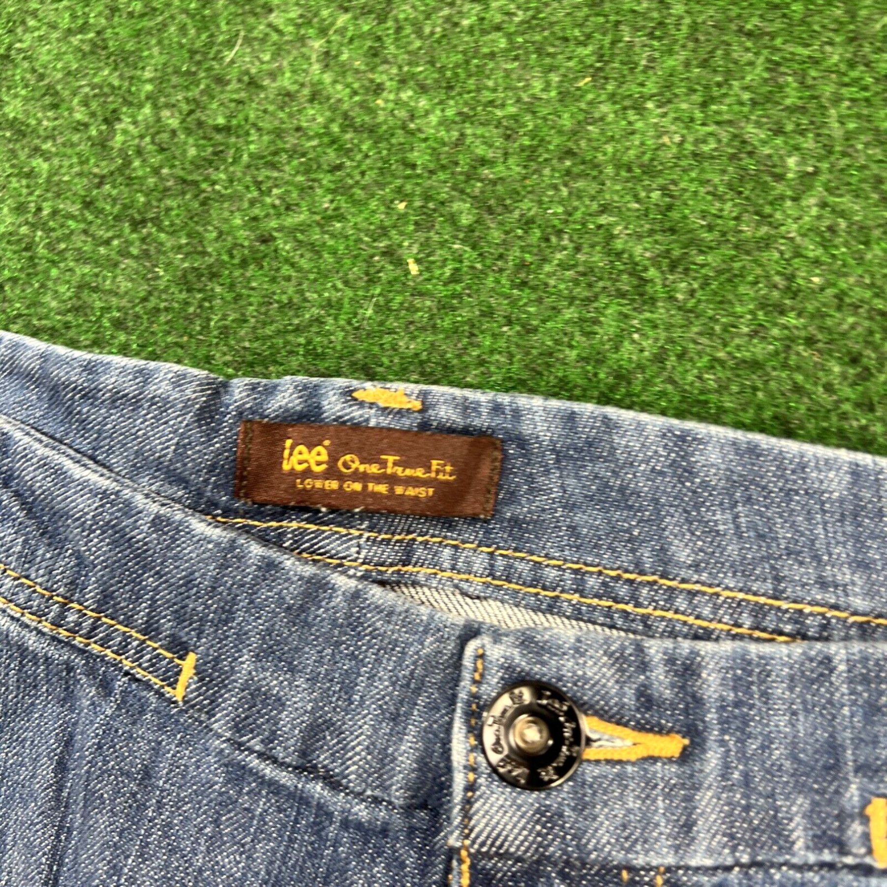 Lee LEE One True Women's 12M Denim Shorts Fit Lower on the Waist Blue Size 24" / US 00 / IT 34 - 5 Thumbnail