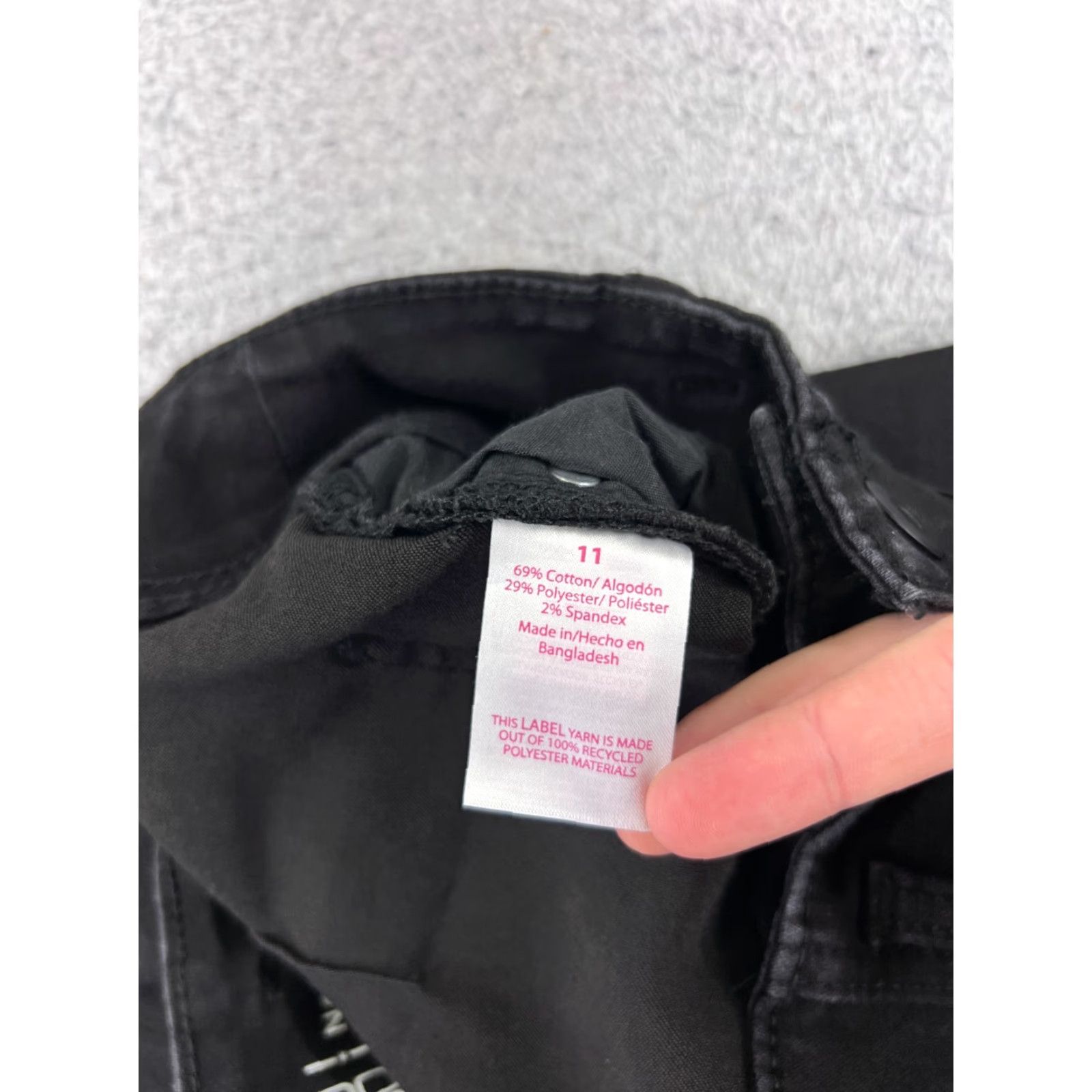 Vintage No Boundaries Jeans Women Black Denim 26x23 High Rise Crop Straight Leg 11 Regular 5-Pocket Cowboy Southwestern Designer Vintage No Size 32" / US 10 / IT 46 - 7 Thumbnail