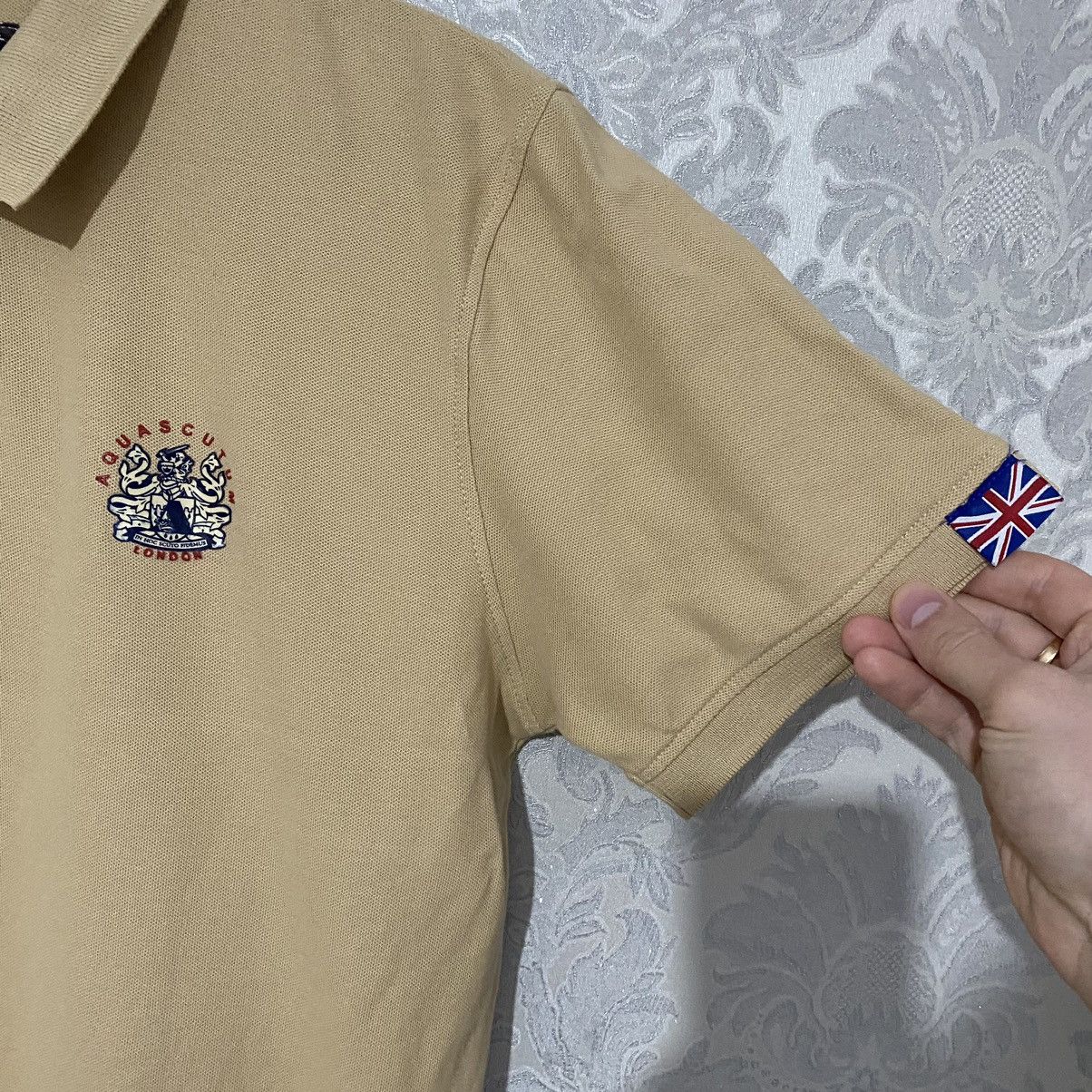 Burberry Aquascutum Polo Shirt Beige Men’s Size US L / EU 52-54 / 3 - 7 Thumbnail