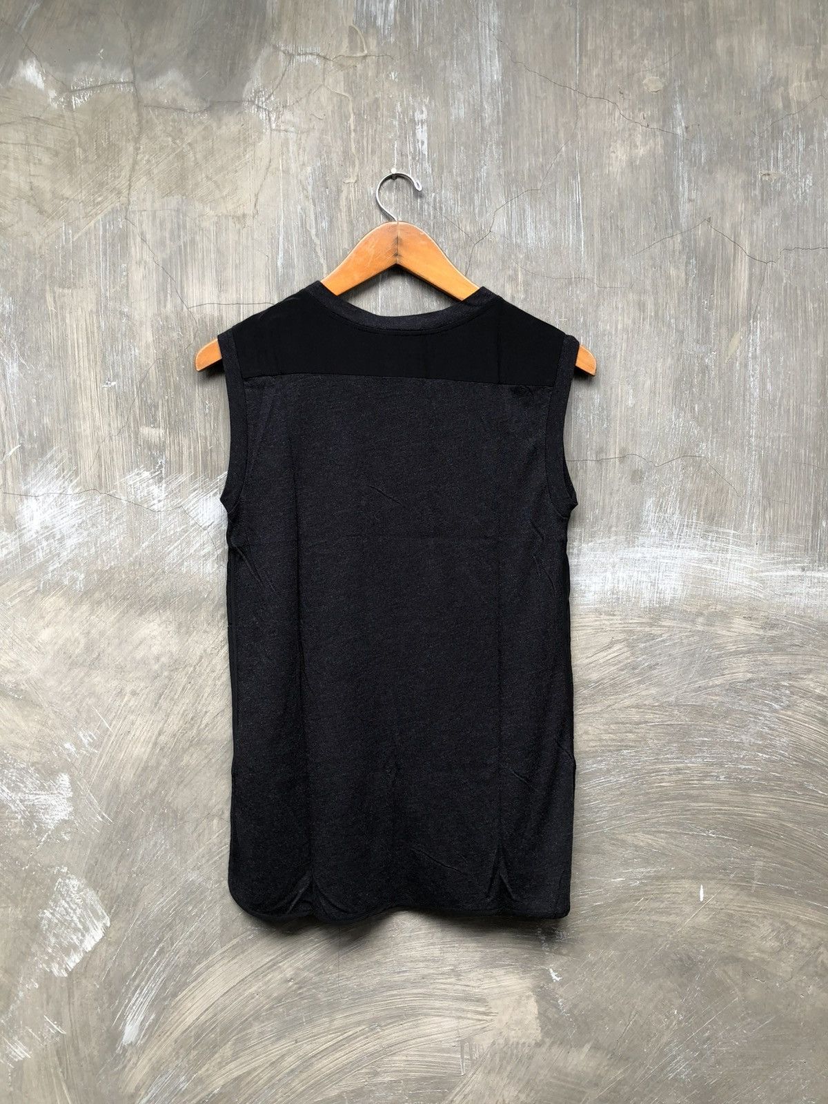 DKNY DKNY Donna Karan New York Sleeveless Women Tops Size M / US 6-8 / IT 42-44 - 7 Thumbnail