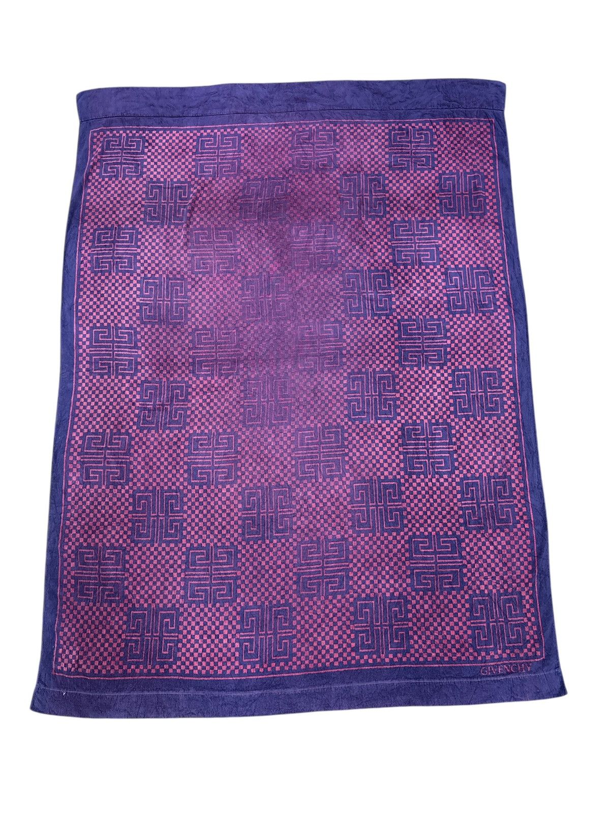 Givenchy × Vintage GIVENCHY FULL MONOGRAM BLANKET Size ONE SIZE - 2 Thumbnail