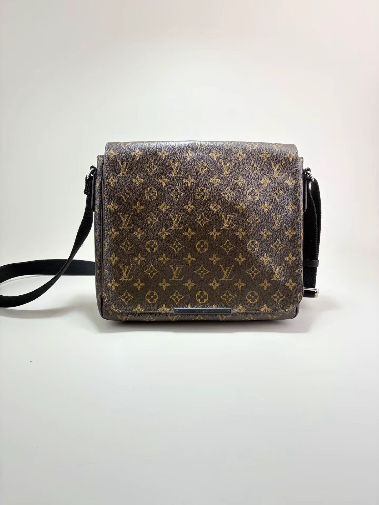 Louis Vuitton LOUIS VUITTON Monogram Brown Messenger Bag K1 Size ONE SIZE - 1 Thumbnail