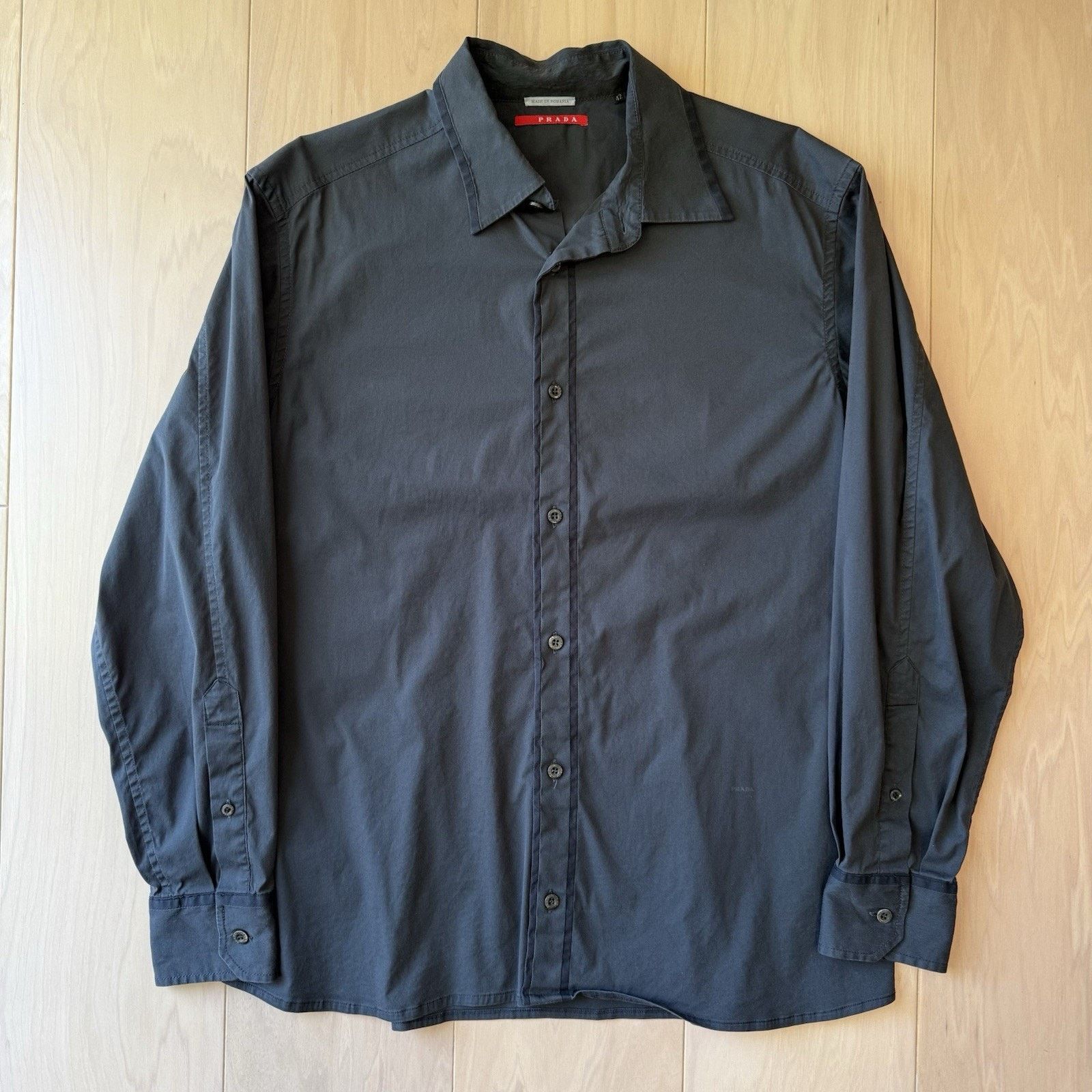 Prada Prada Shirt 42 Black Made Romania Casual Button Up New York Size US M / EU 48-50 / 2 - 2 Thumbnail