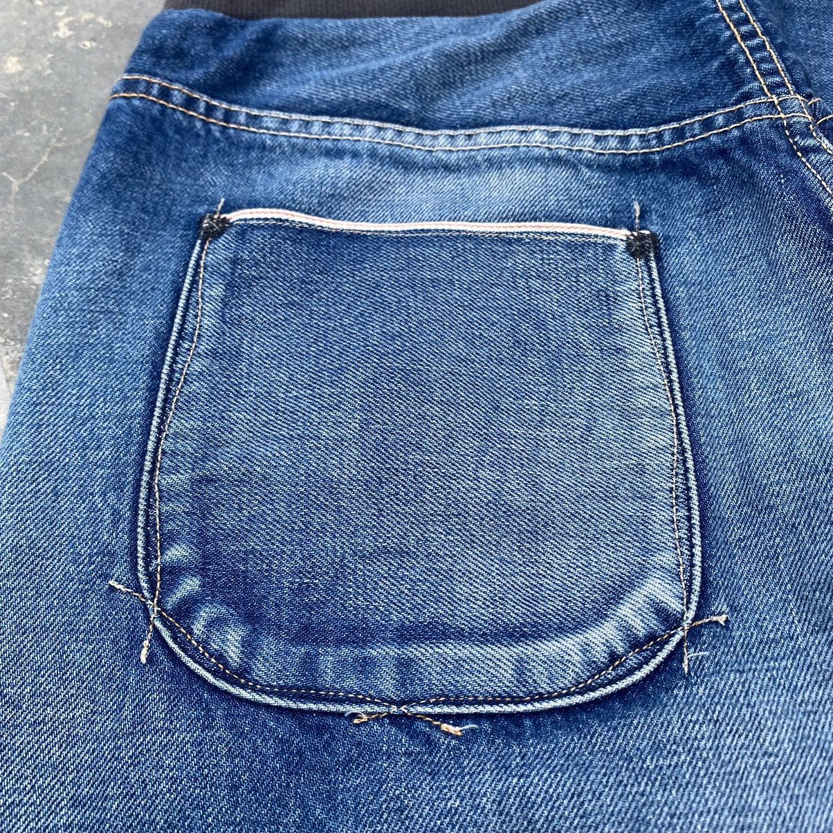 Japanese Brand KURO Hybrid Selvedge Repaired Jeans VISVIM KAPITAL STYLE Size US 29 - 6 Thumbnail