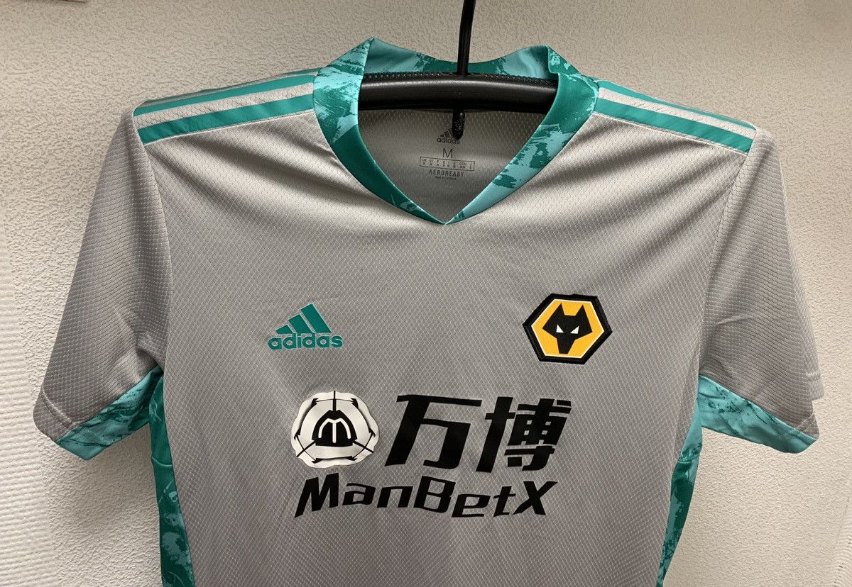 Adidas Wolverhampton adidas soccer jersey M 2020 ManbetX Size US M / EU 48-50 / 2 - 4 Thumbnail