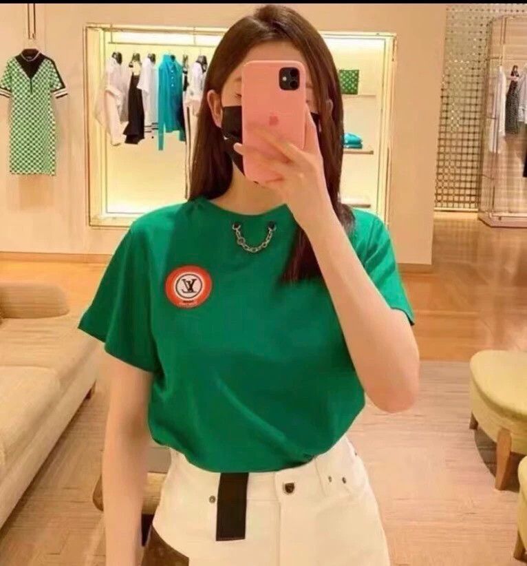 Louis Vuitton Louis Vuitton 22 Green Logo Embroidered Cotton Crew Neck T Size S / US 4 / IT 40 - 9 Thumbnail