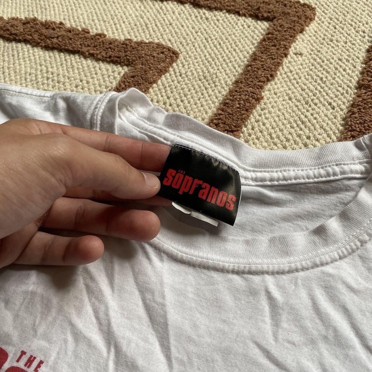 Vintage THE SOPRANOS SERIES HBO Y2K BOX LOGO T SHIRT Size US XL / EU 56 / 4 - 3 Thumbnail