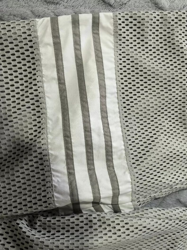 Thom Browne Thom Browne size3 Cut-out grey shorts Size US 27 - 3 Thumbnail