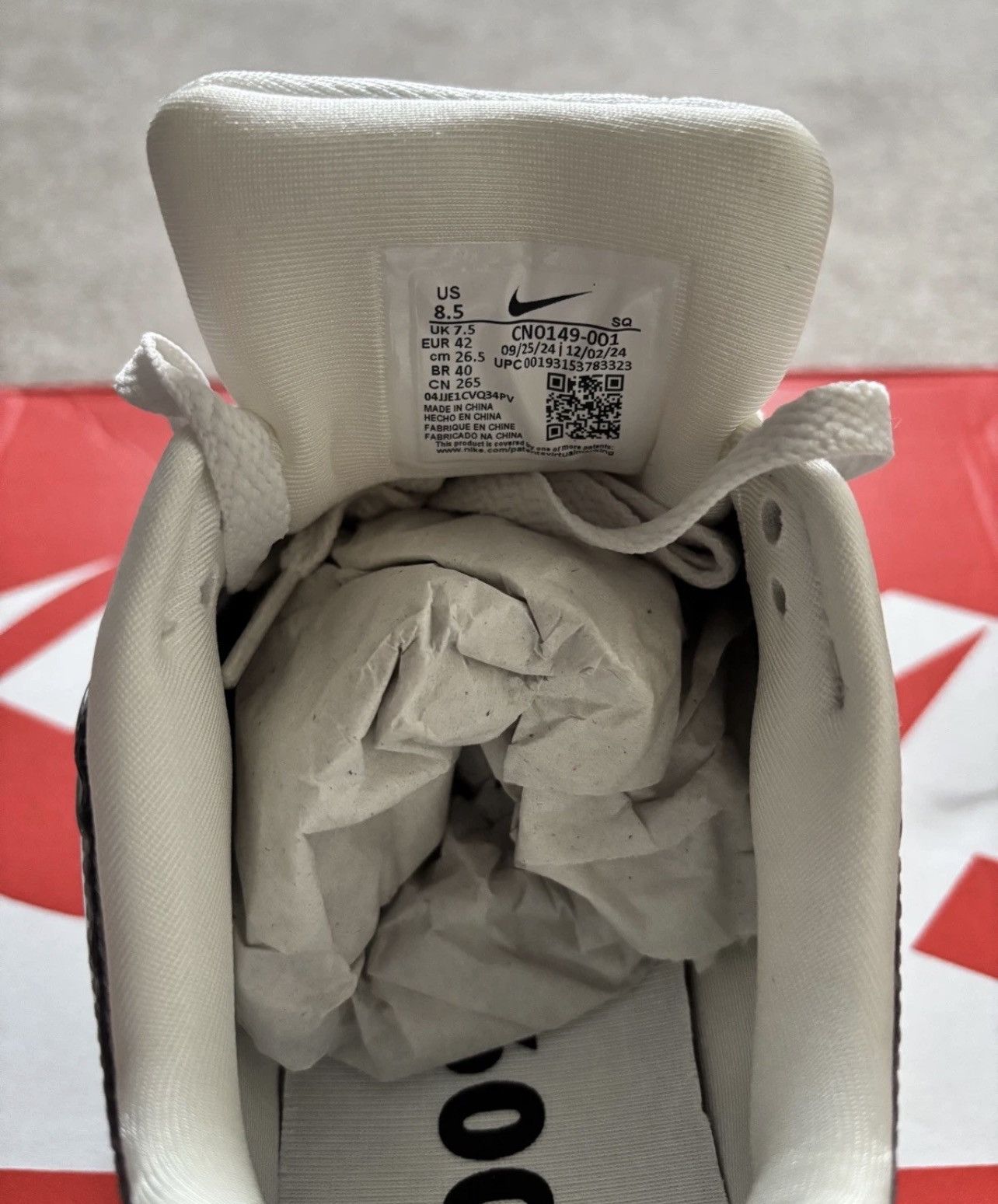 Nike Nike P6000s Metallic Silver UK size 8.5 comes witj box Size US 8.5 / EU 41-42 - 6 Thumbnail