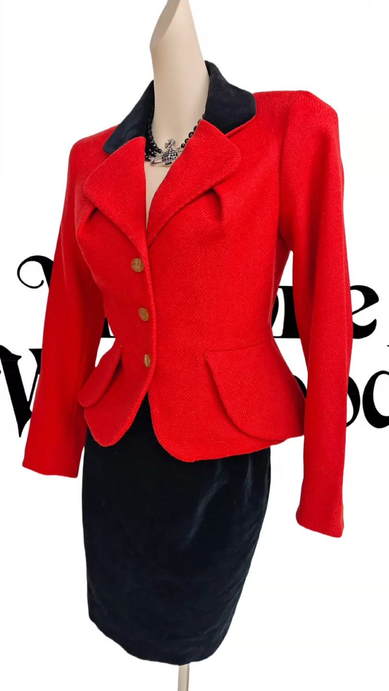 Vivienne Westwood Vivienne Westwood Black velvet patchwork red three button Size M / US 6-8 / IT 42-44 - 5 Thumbnail