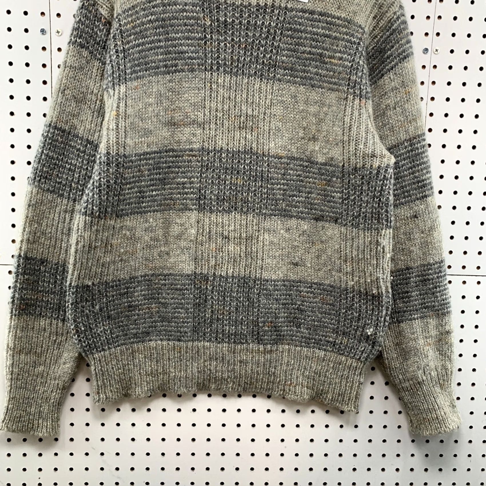 Pendleton VINTAGE Pendleton Sweater Mens L Gray Knit Wool Striped USA Logo Pullover Size US L / EU 52-54 / 3 - 6 Thumbnail