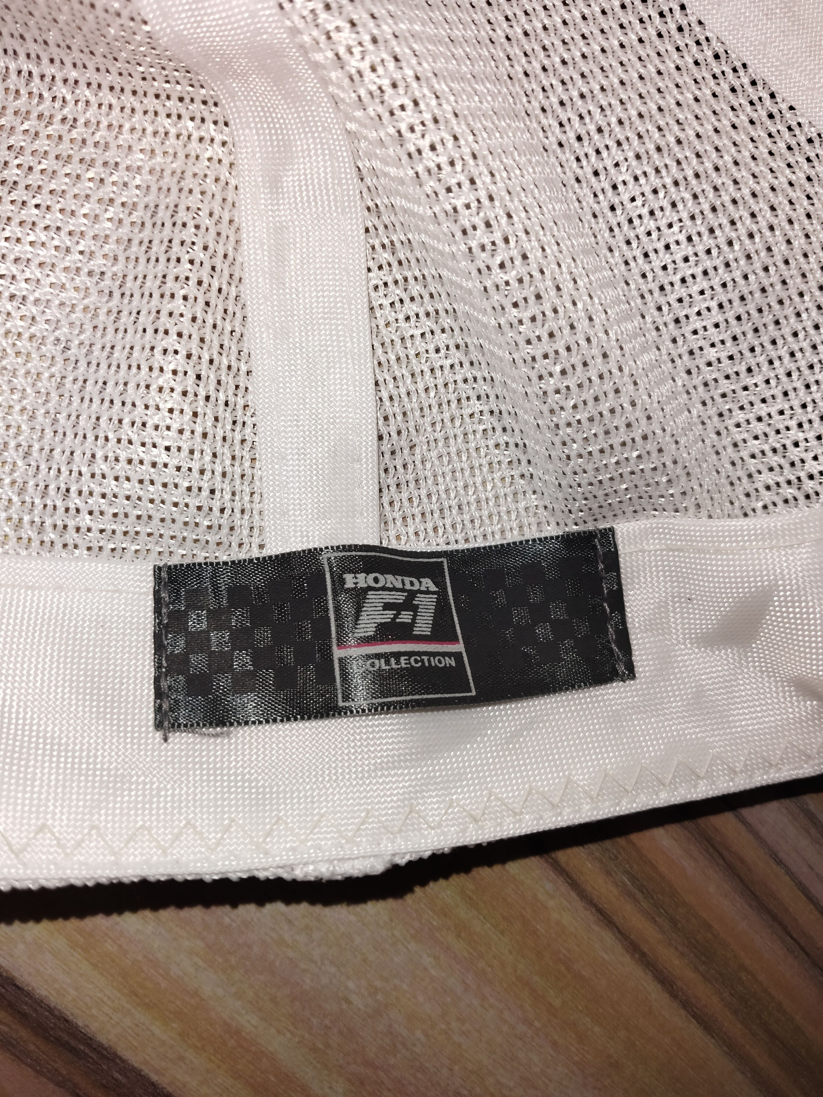 Honda Vintage HONDA F1 Racing Team 7 Panel TruckerCap Size ONE SIZE - 8 Thumbnail