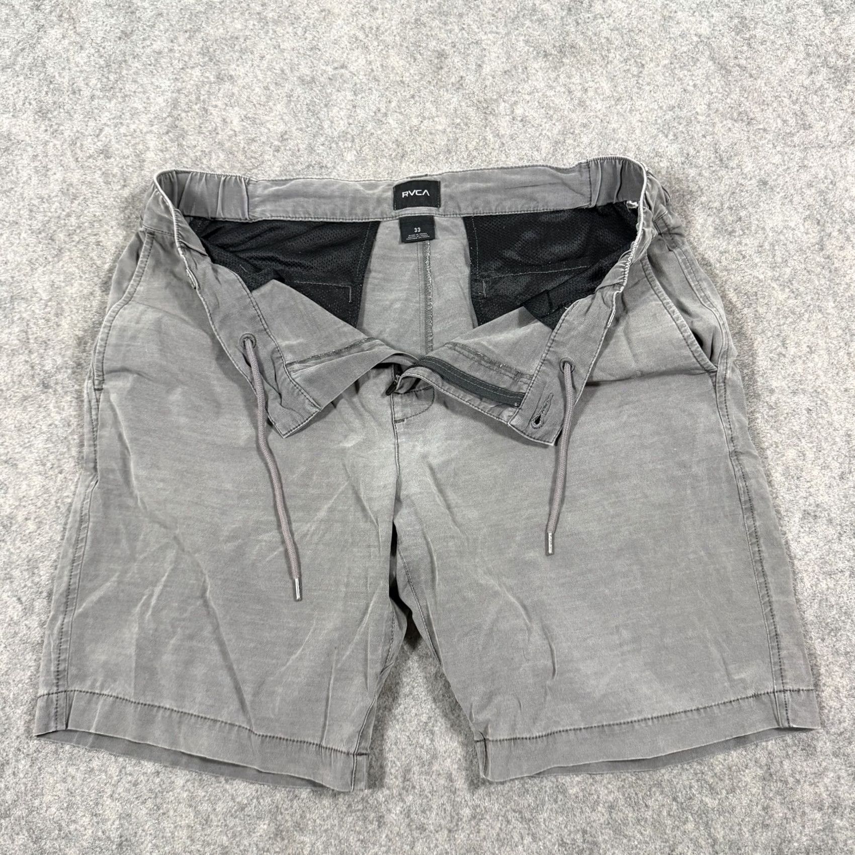 RVCA RVCA Casual Outdoor Chino Shorts Men's 33 Gray Dark 90s City Rock Outdoor Modern USA Regular Mens Shorts Size US 33 - 2 Thumbnail