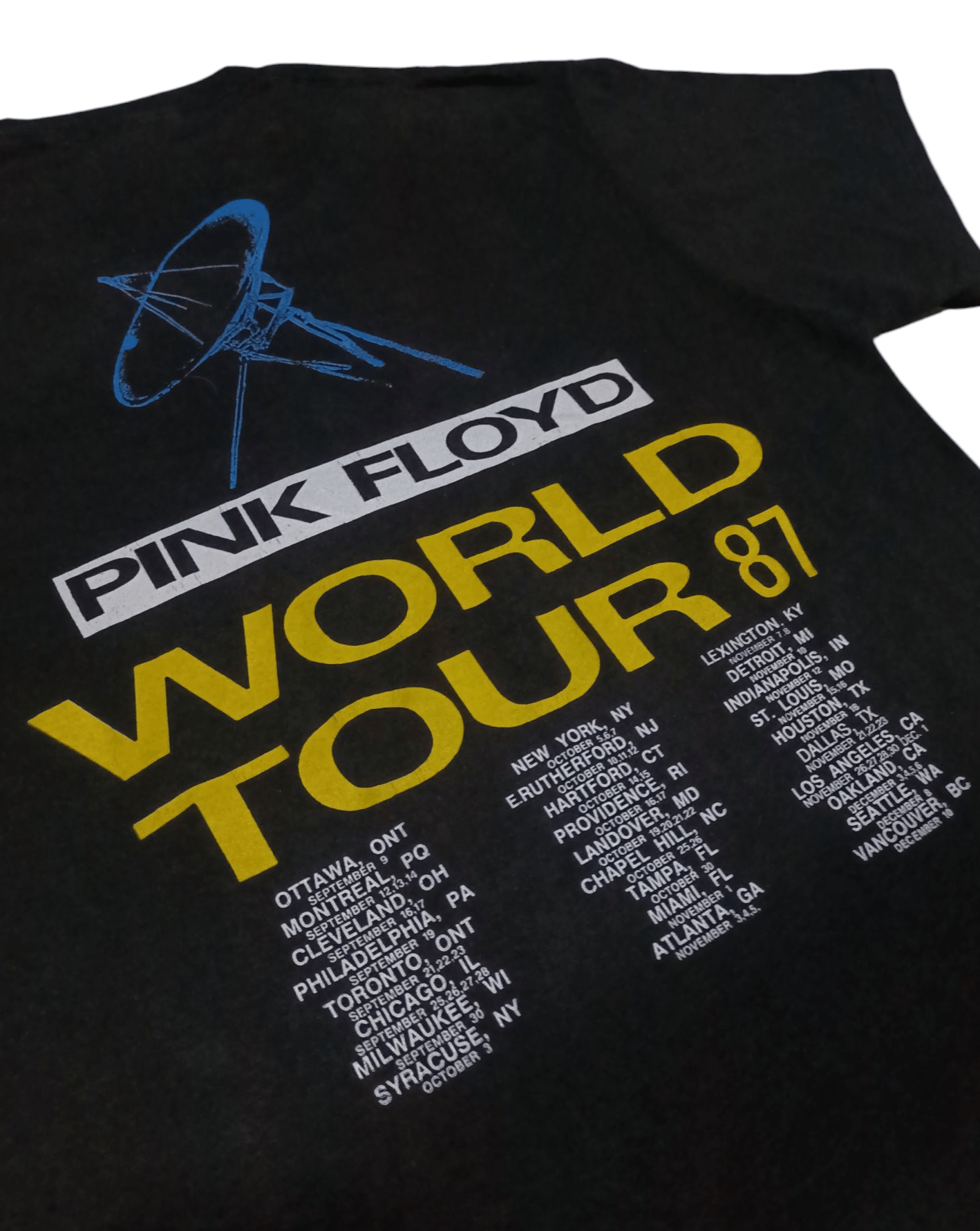 Band Tees × Pink Floyd × Vintage PINK FLOYD x WORLD TOUR 80s x BAND TEES x VINTAGE Size US L / EU 52-54 / 3 - 3 Thumbnail