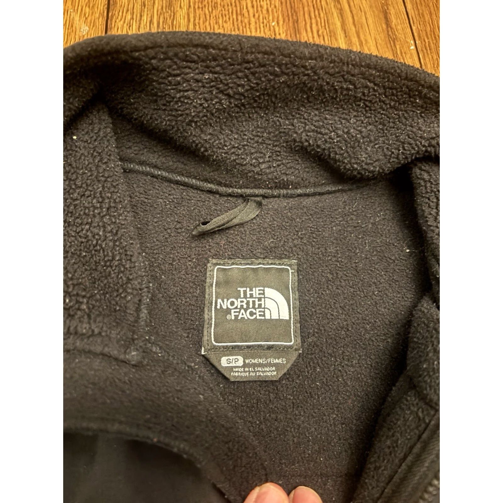 The North Face The North Face Fleece Jacket Black Full Zip Logo Pockets Women’s Outdoor S Size S / US 4 / IT 40 - 2 Thumbnail