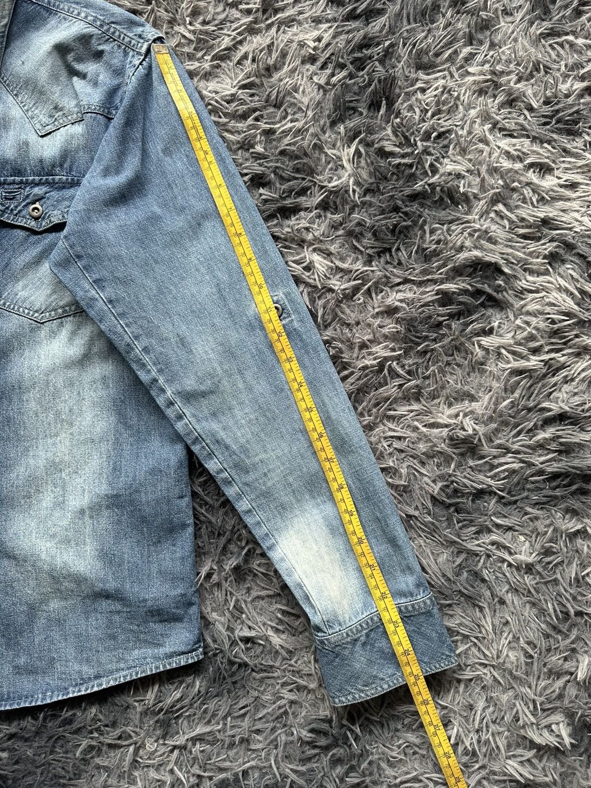 Schlussel 00's Schlussel j-rock stonewash denim shirt Size US M / EU 48-50 / 2 - 13 Thumbnail