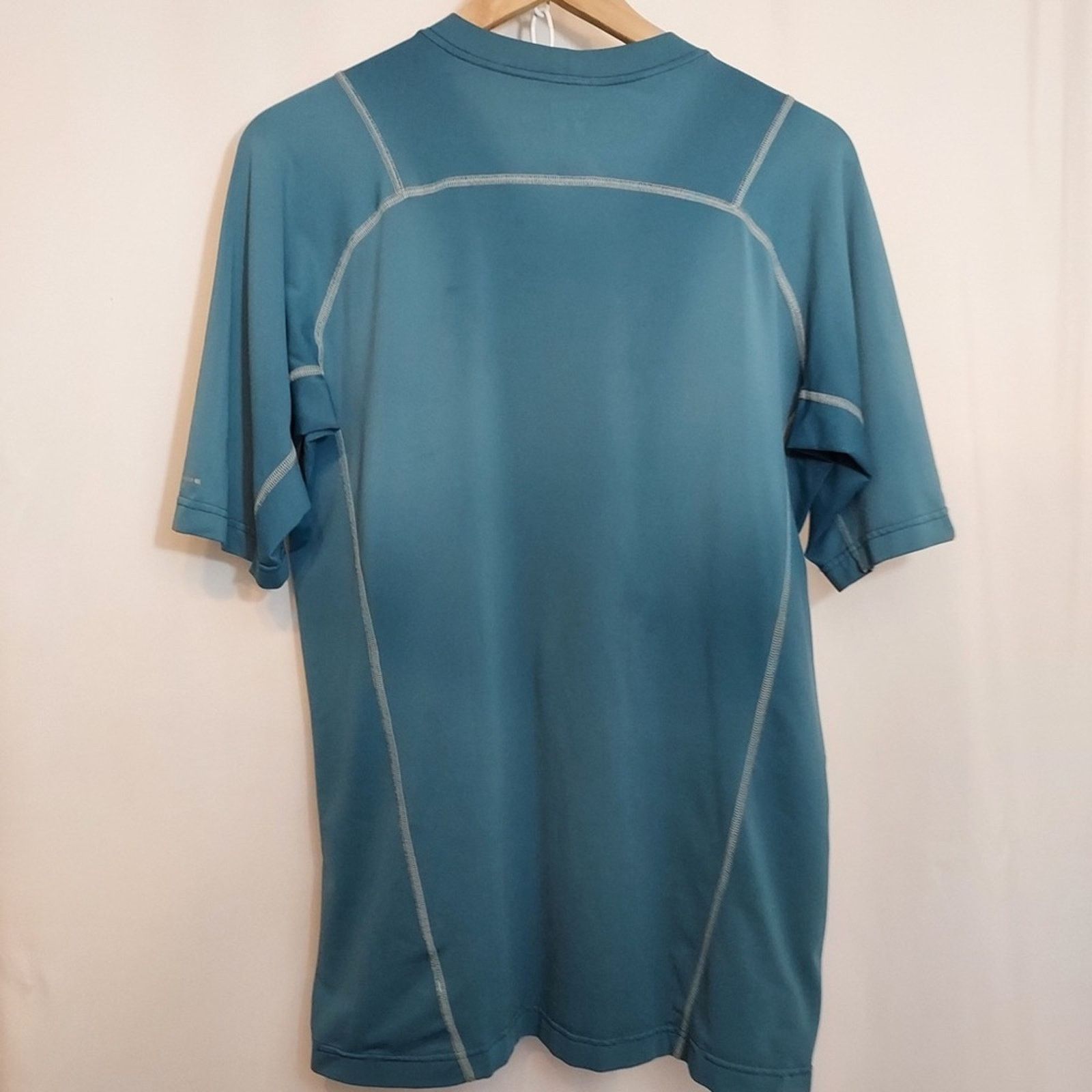 Columbia Columbia Sportswear Omni-Shade Activewear Athletic T-Shirt Size US L / EU 52-54 / 3 - 4 Thumbnail
