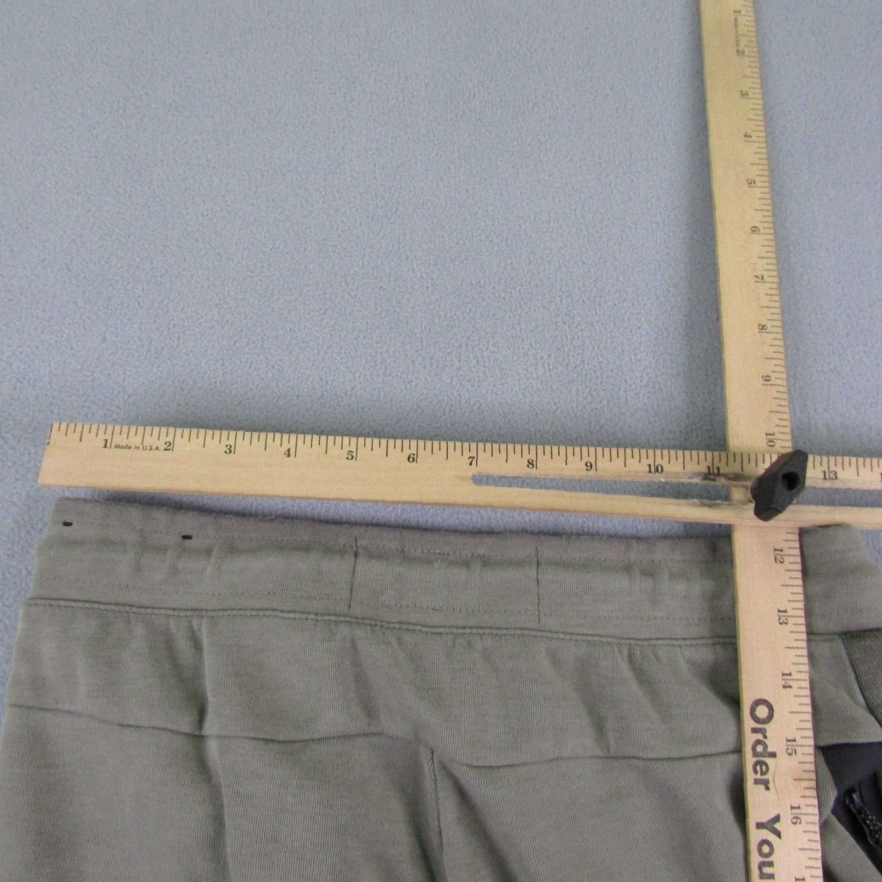 Nike Nike Shorts Mens Small Gray Tech Fleece Dark Stucco Sweat Athletic Workout Size US 27 - 6 Thumbnail