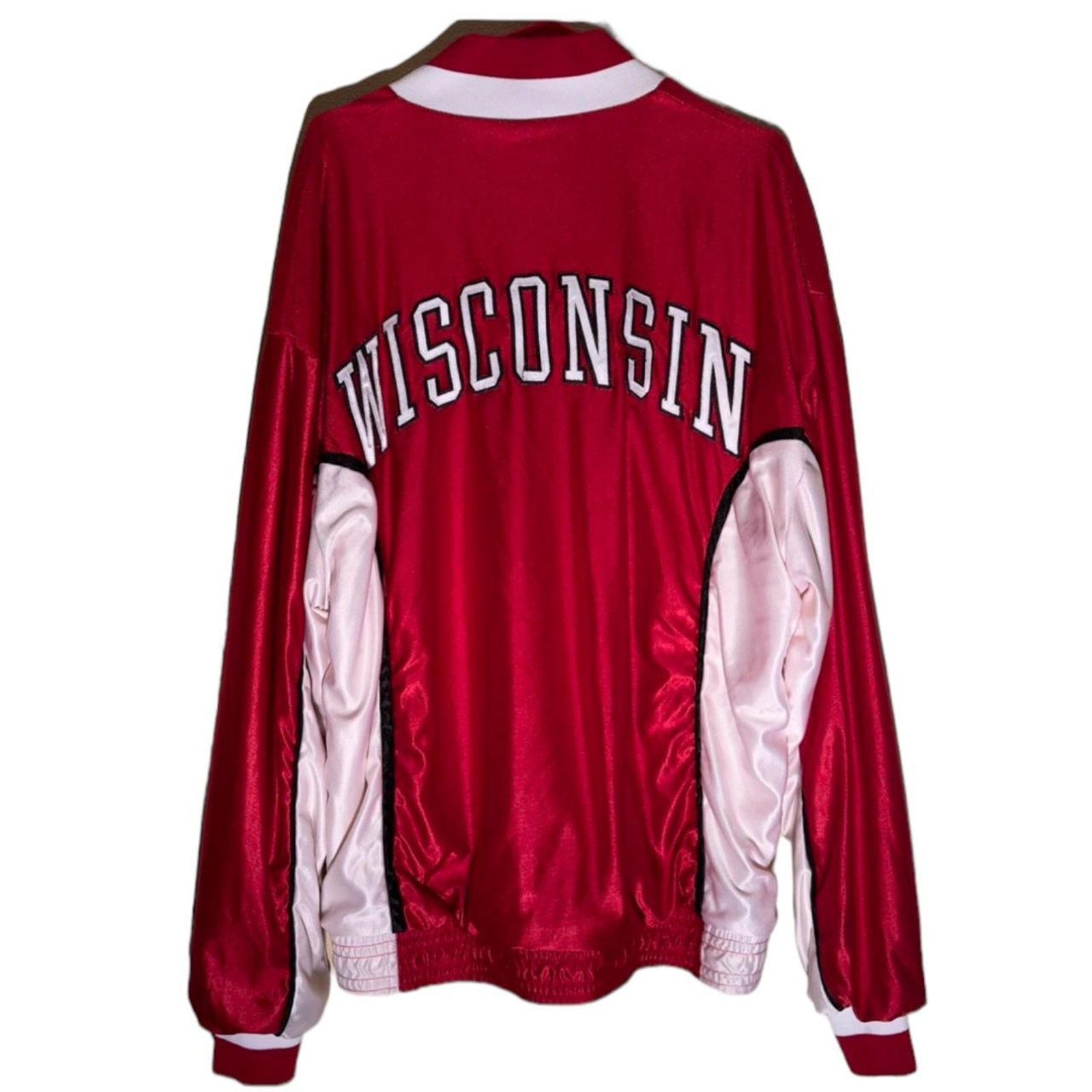 Vintage Vintage 90s wisconsin basketball warmup Size US M / EU 48-50 / 2 - 6 Thumbnail